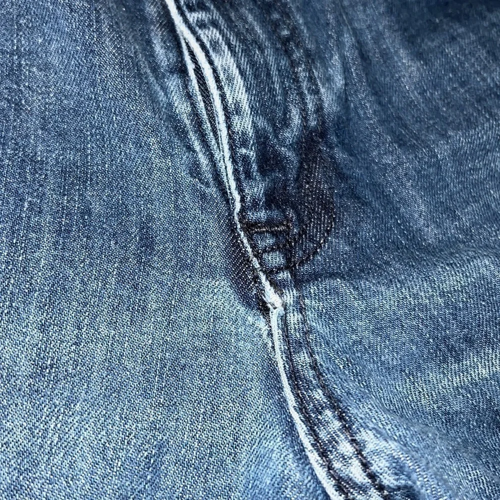 TOMMY HILFIGER STRAIGHT LEG BLUE JEANS SIZE 30